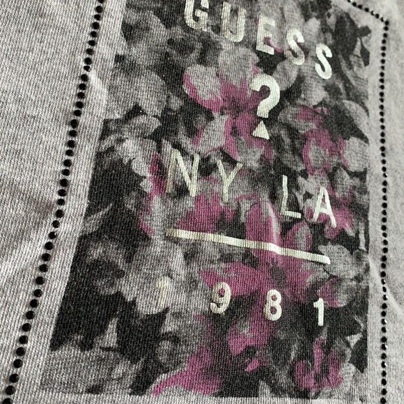 Guess Cropped Sleeveless Hoodie Vest Size Large 14 - Picture 2 of 4